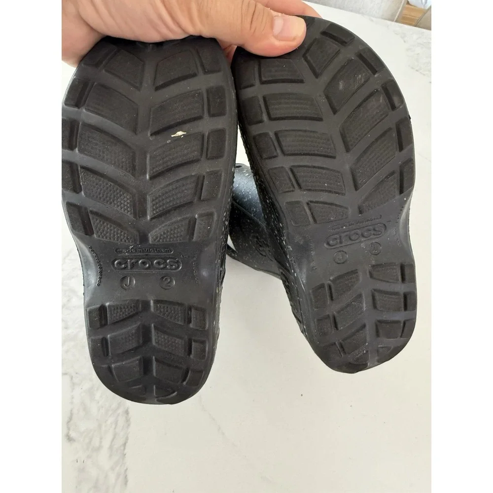 Crocs Handle It Rain Boots Black Glow in the Dark Sz 2